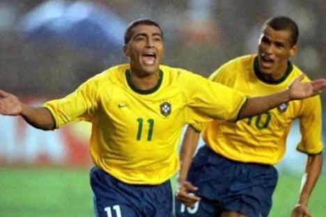 场上几个小 场上几个小