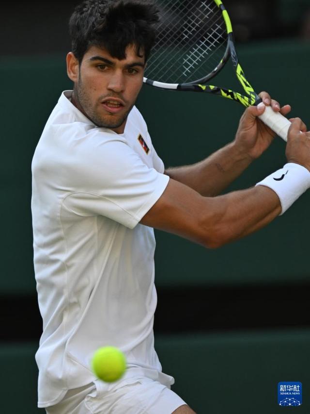 与同龄人相 与同龄人相